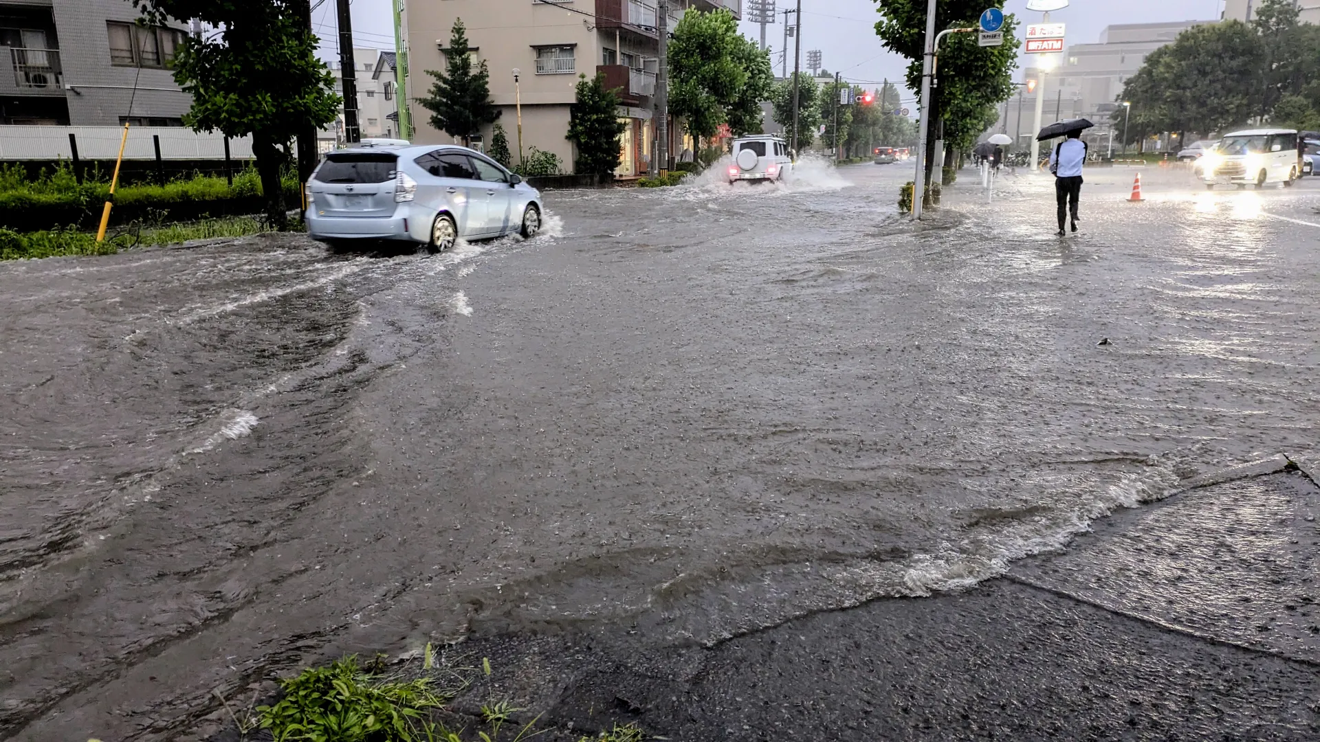 大雨