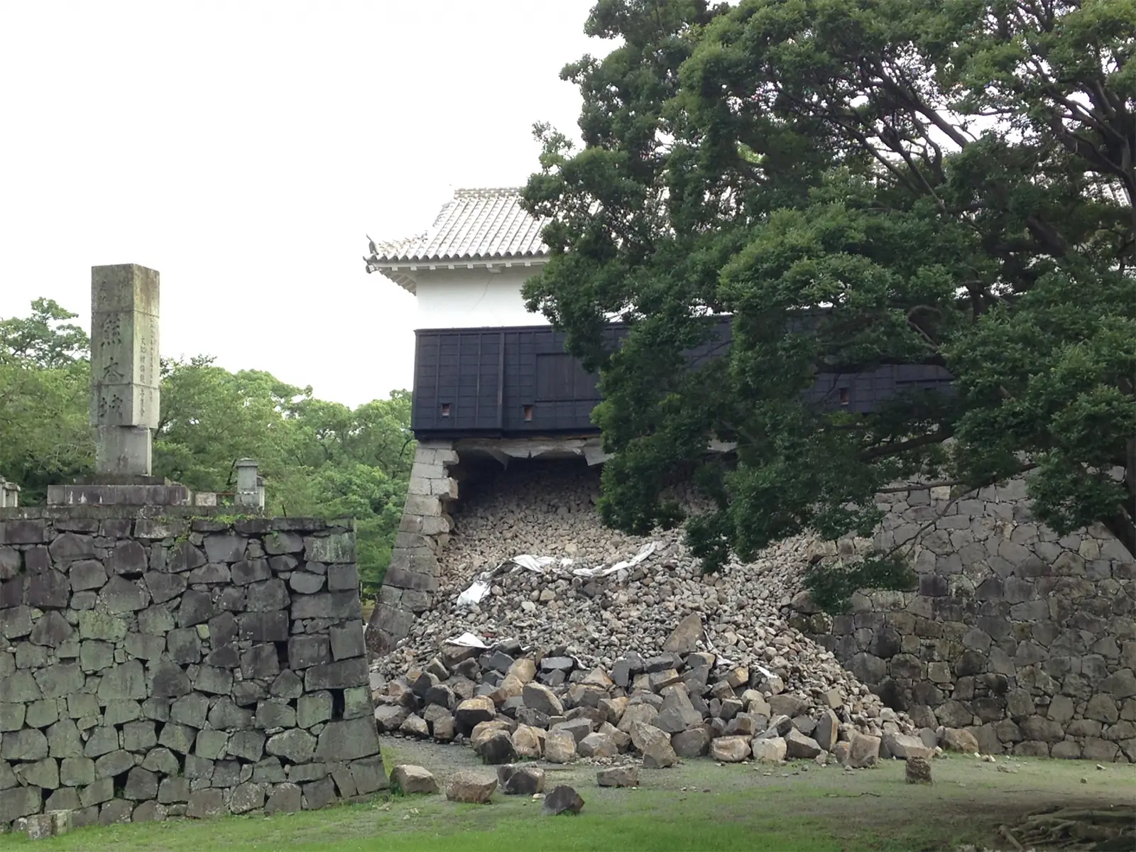 震災後の熊本城